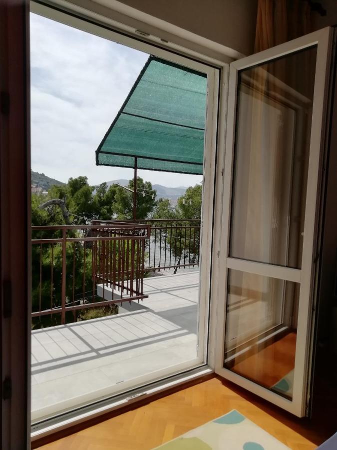 Apartmani Ante トロギール エクステリア 写真